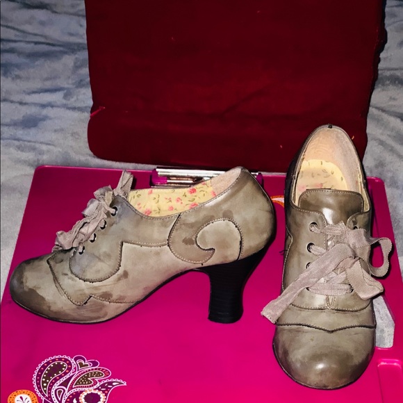 Beautiful Vintage style retro pinup Oxford pump shoes - Picture 5 of 9